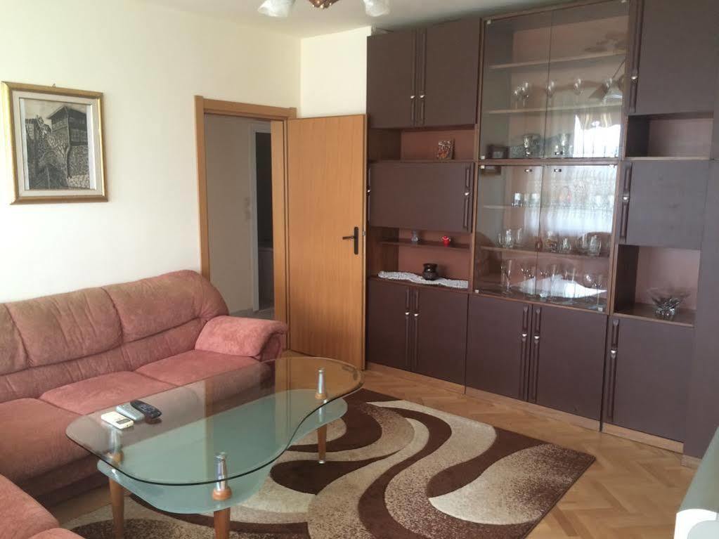 Apartment Marasha Plovdiv Bagian luar foto